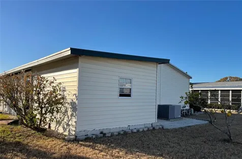 5707 45th Street E Bradenton FL 34203