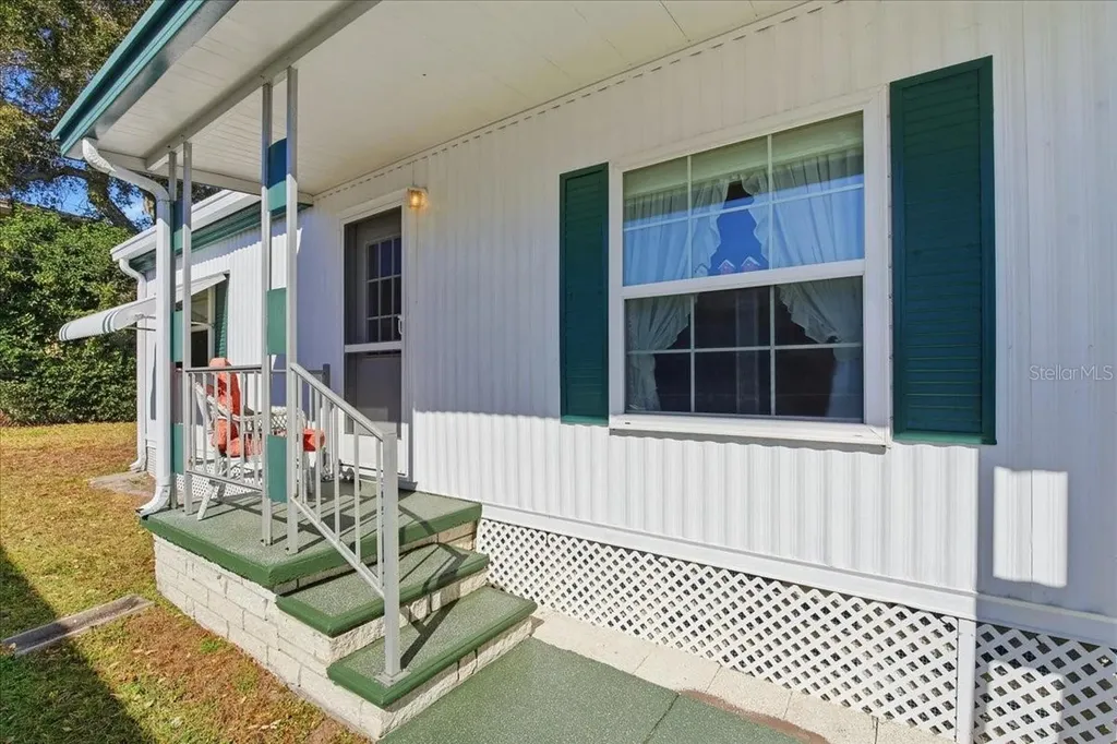 130 Patricia Avenue Dunedin FL 34698