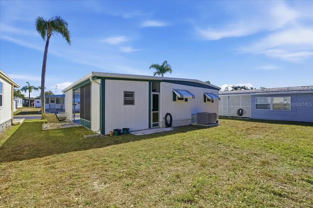 130 Patricia Avenue Dunedin FL 34698