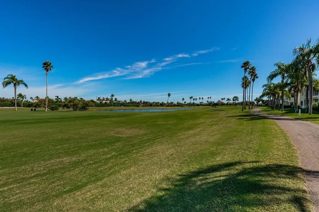 6151 Bahia Del Mar Boulevard St Petersburg FL 33715