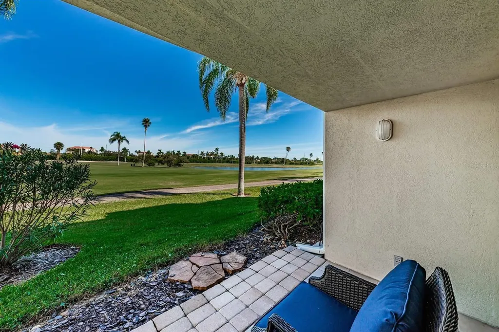 6151 Bahia Del Mar Boulevard St Petersburg FL 33715