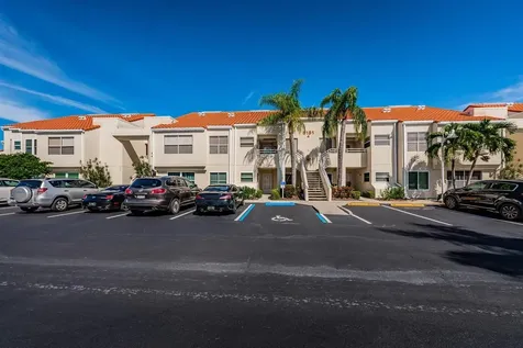 6151 Bahia Del Mar Boulevard St Petersburg FL 33715