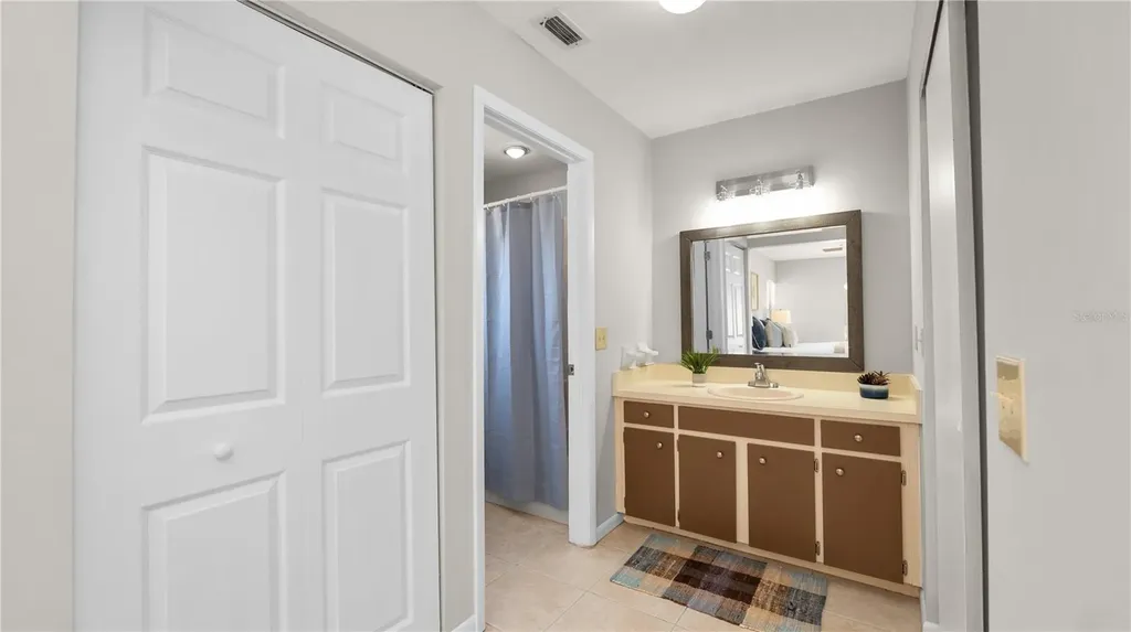 1880 N Crystal Lake Drive Lakeland FL 33801
