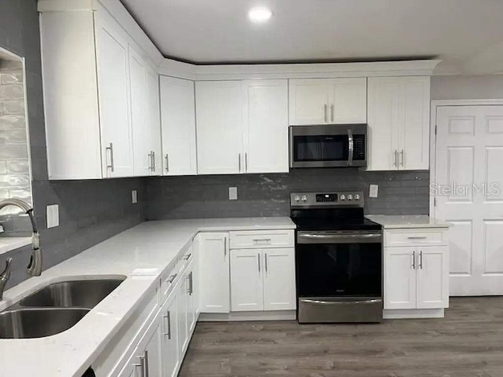 635 Lake Holloway Boulevard Lakeland FL 33801