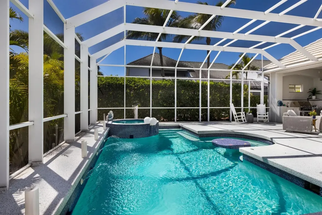 541 Fore Drive Bradenton FL 34208