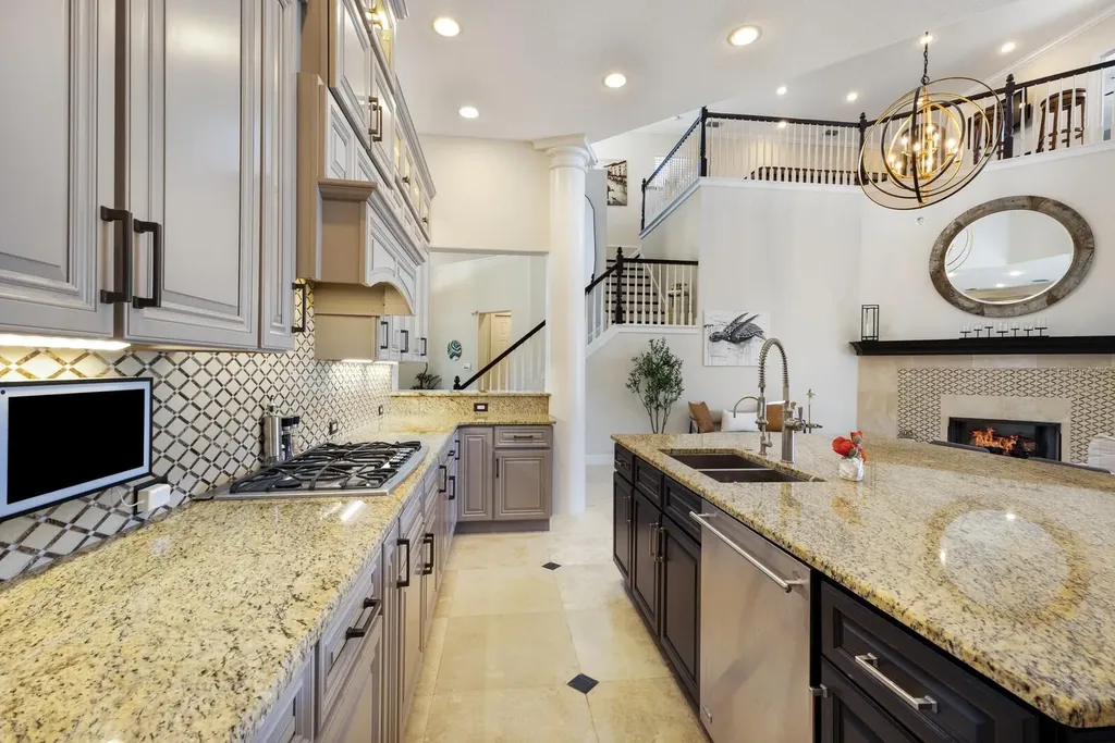 541 Fore Drive Bradenton FL 34208