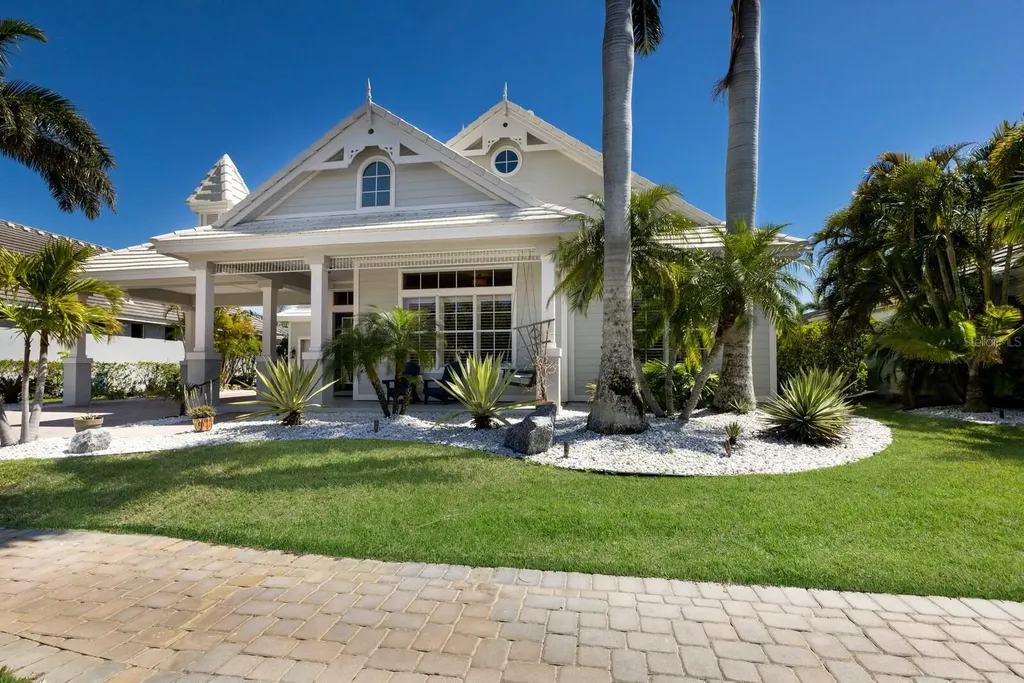 541 Fore Drive Bradenton FL 34208