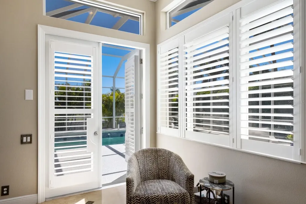 541 Fore Drive Bradenton FL 34208