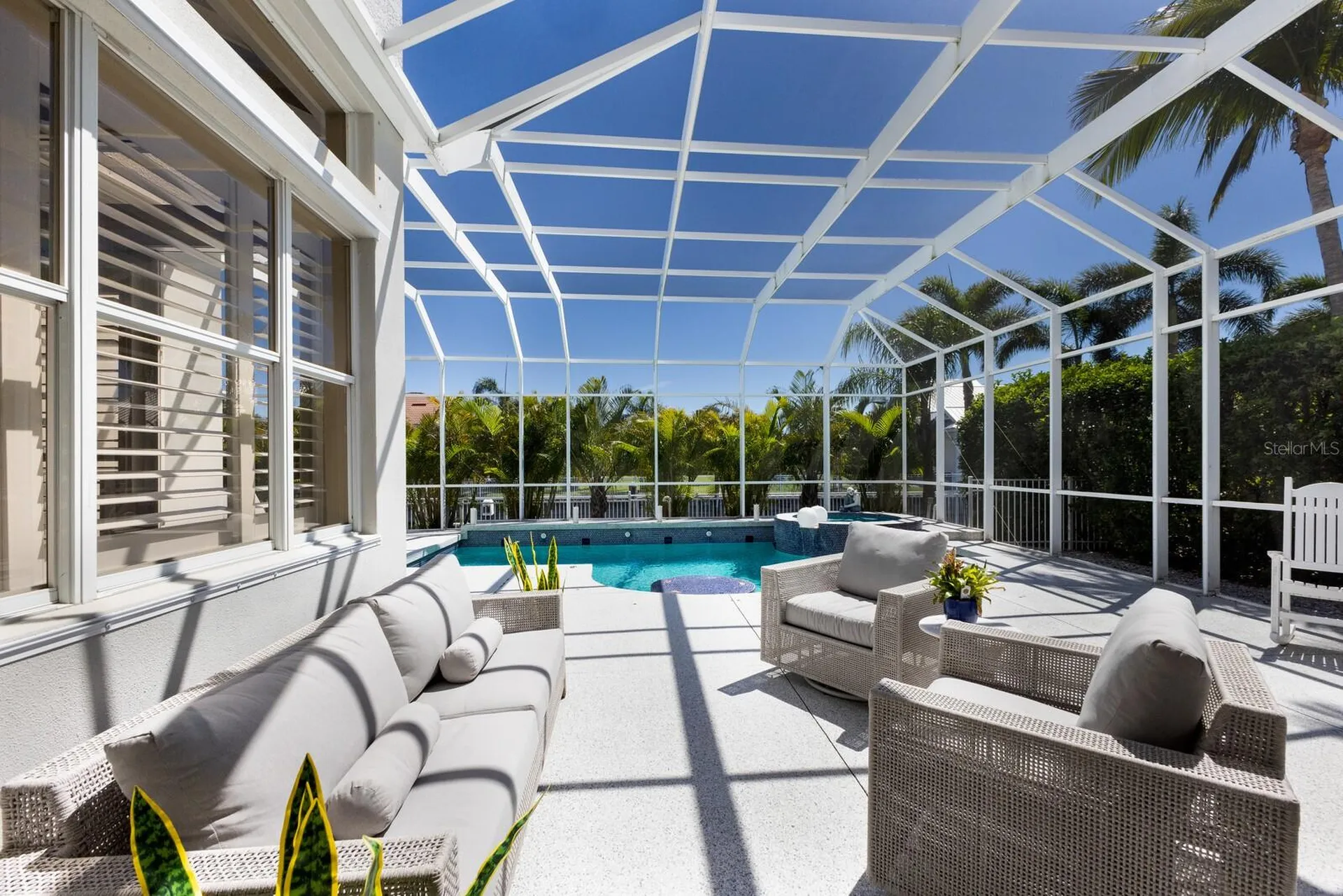 541 Fore Drive Bradenton FL 34208