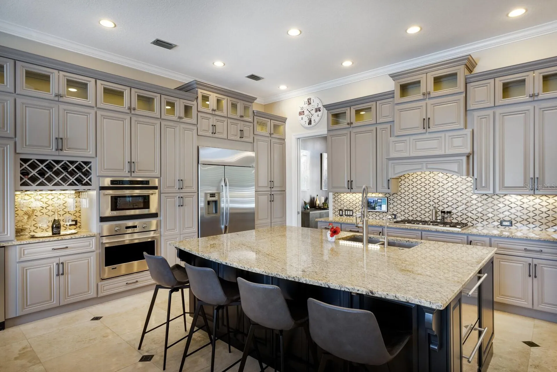 541 Fore Drive Bradenton FL 34208