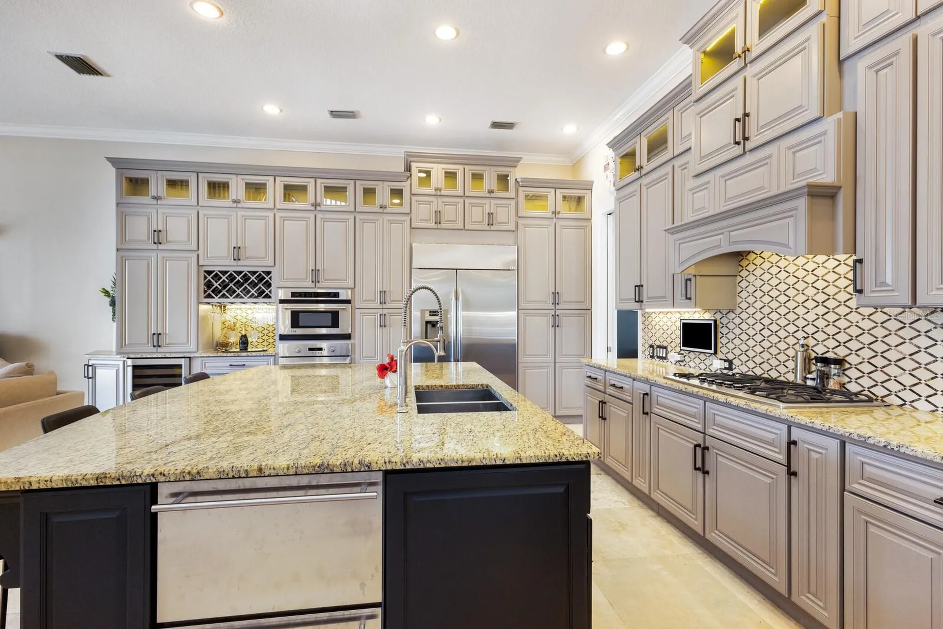 541 Fore Drive Bradenton FL 34208