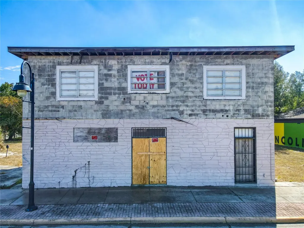 215 Lincoln Avenue Lake Wales FL 33853