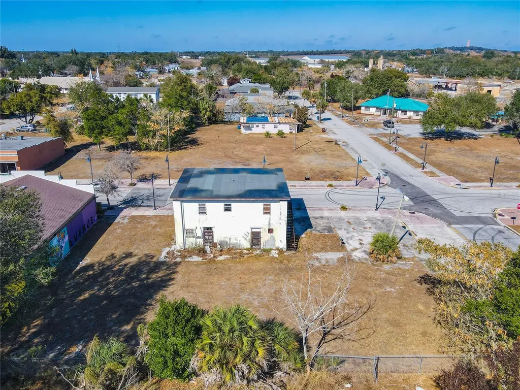 215 Lincoln Avenue Lake Wales FL 33853