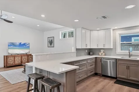 270 Gladiolus Street Anna Maria FL 34216
