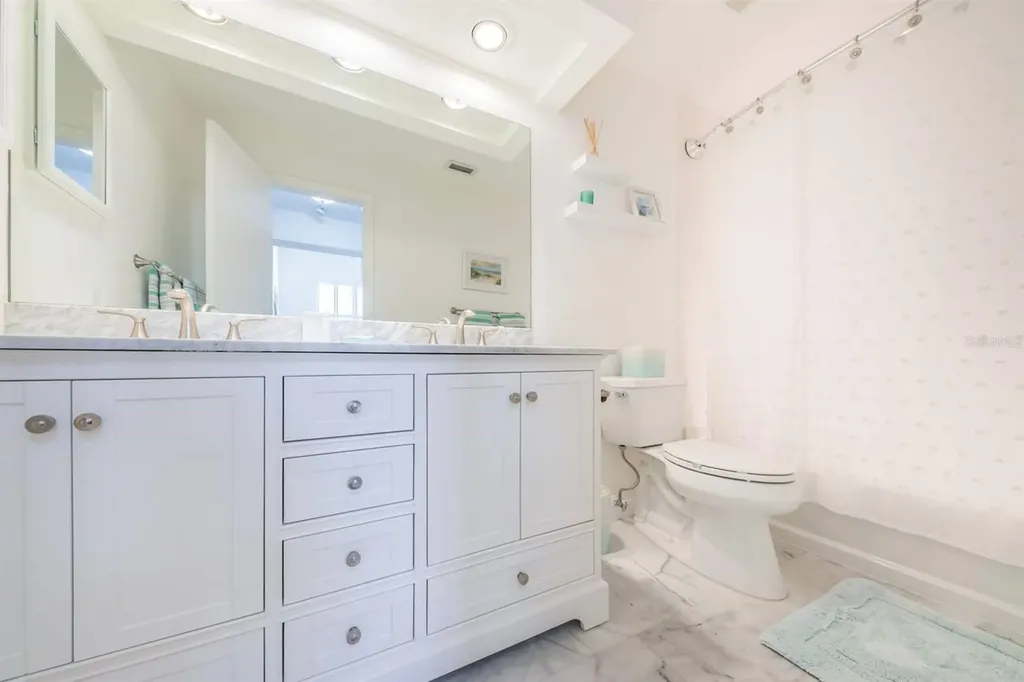 6059 Bahia Del Mar Boulevard St Petersburg FL 33715