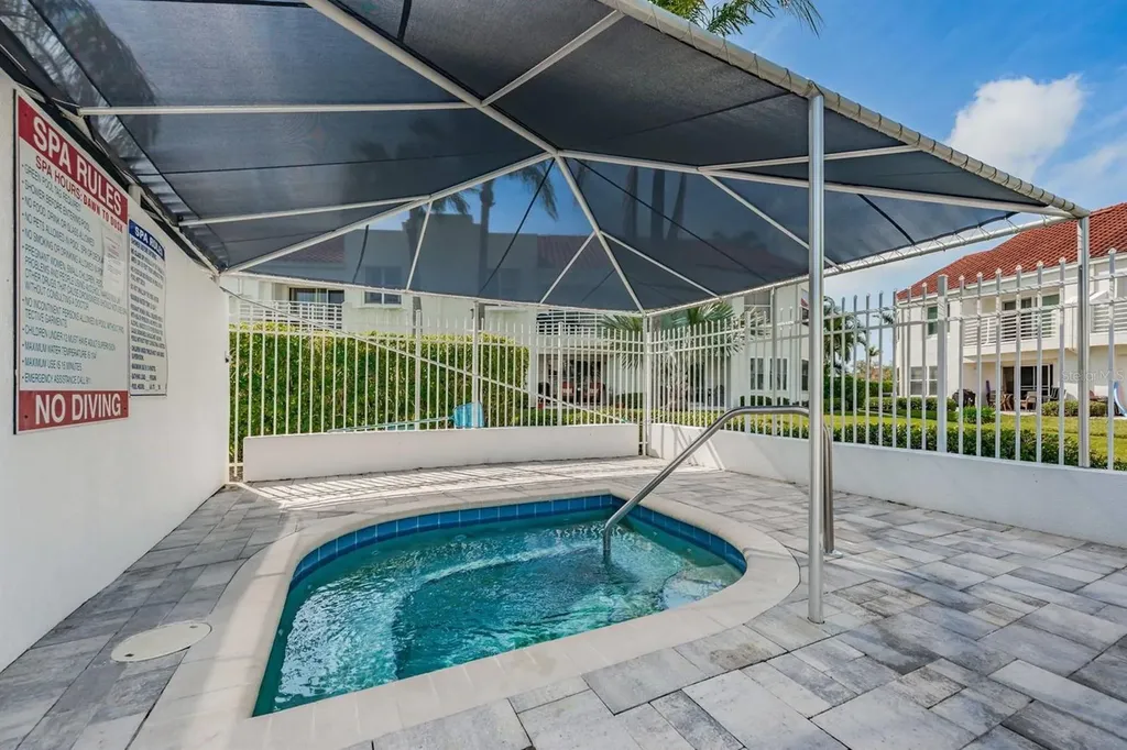 6059 Bahia Del Mar Boulevard St Petersburg FL 33715