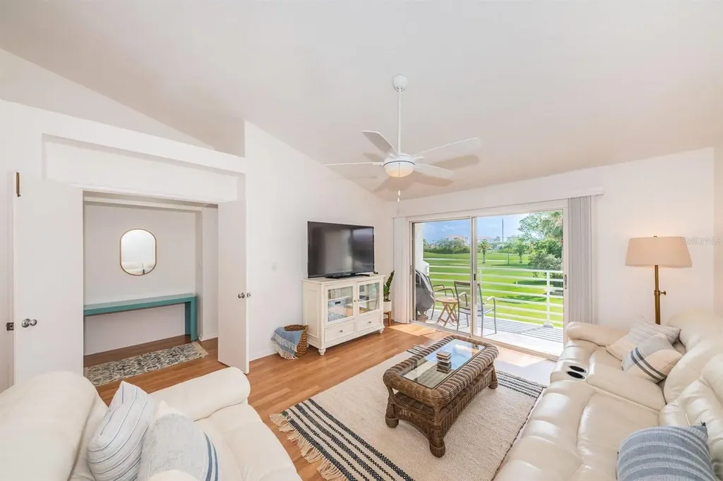6059 Bahia Del Mar Boulevard St Petersburg FL 33715