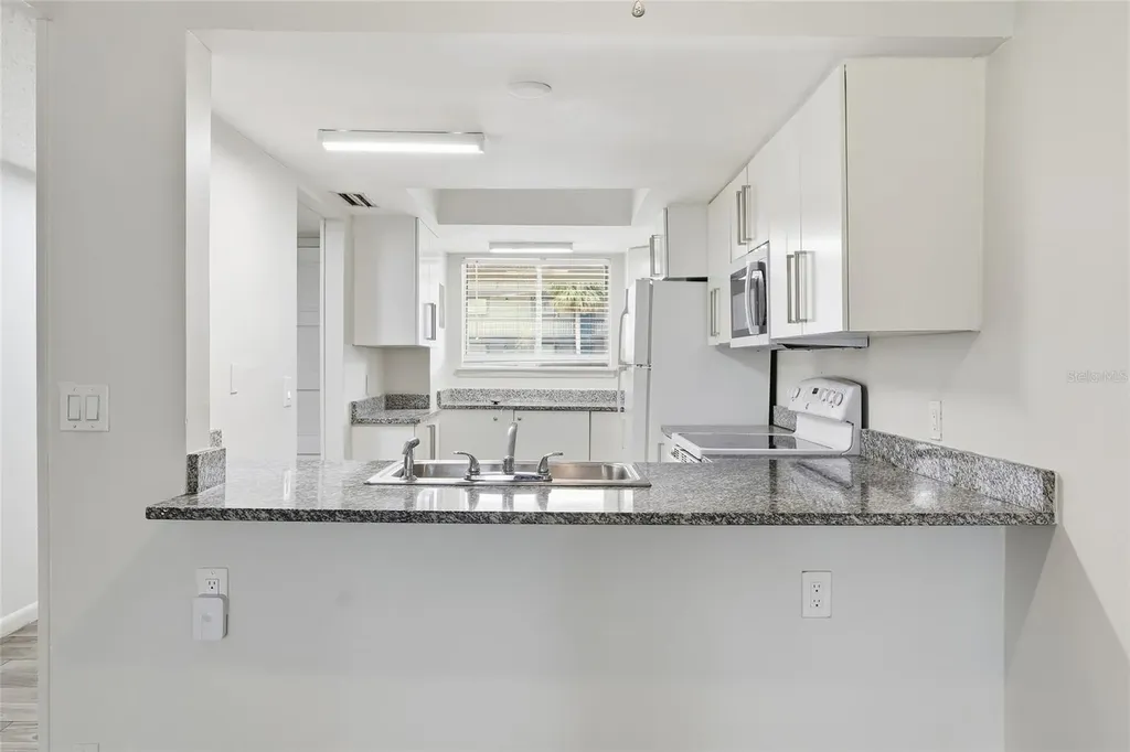 6308 Newtown Circle Tampa FL 33615