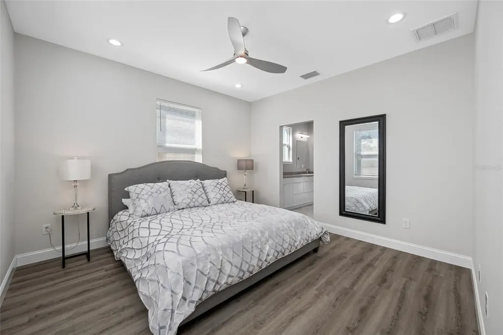 2144 43rd Terrace N St Petersburg FL 33714