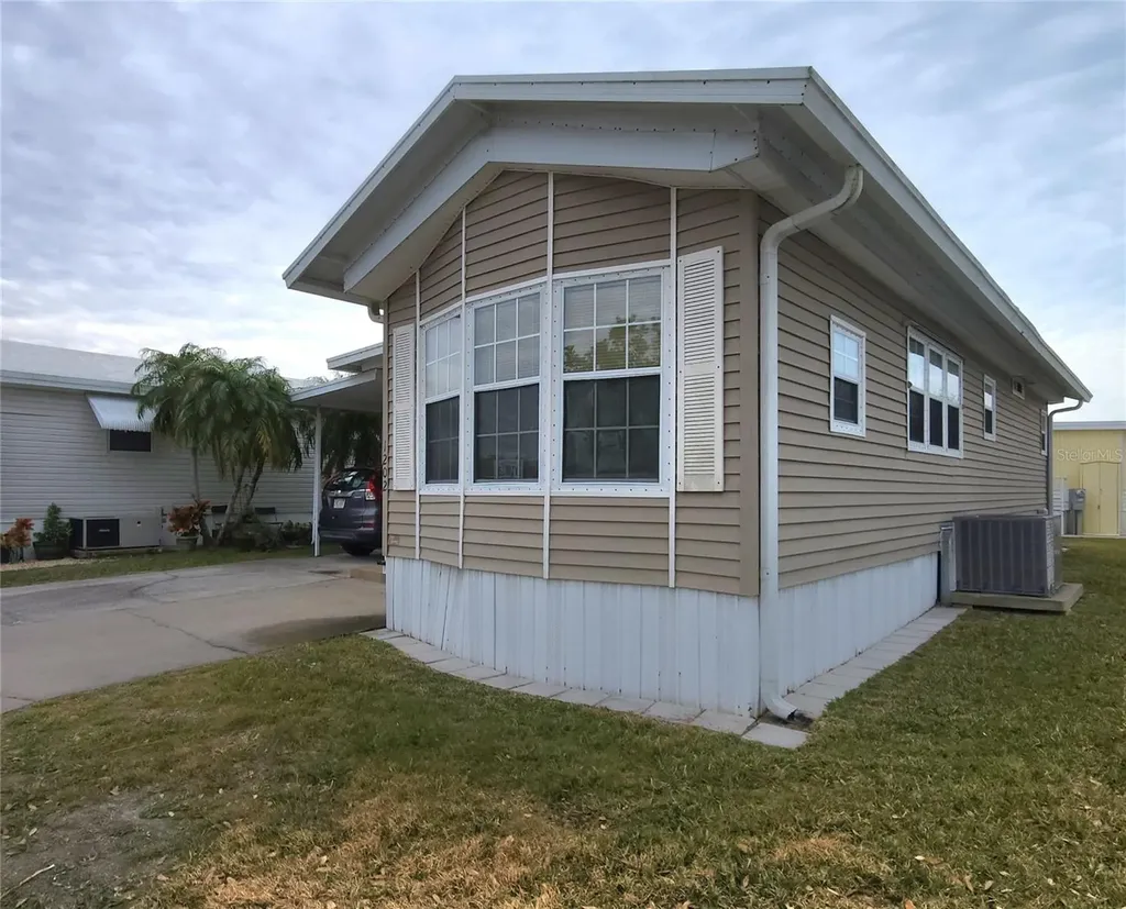 3333 26th Avenue E Bradenton FL 34208
