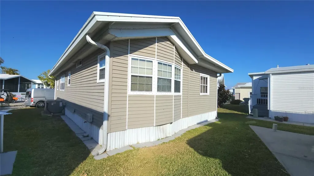 3333 26th Avenue E Bradenton FL 34208