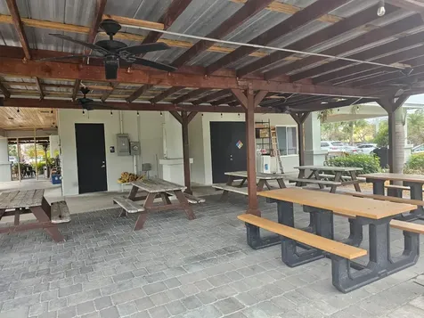 Confidential 9th Street SW Vero Beach FL 32968