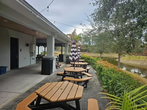 Confidential 9th Street SW Vero Beach FL 32968