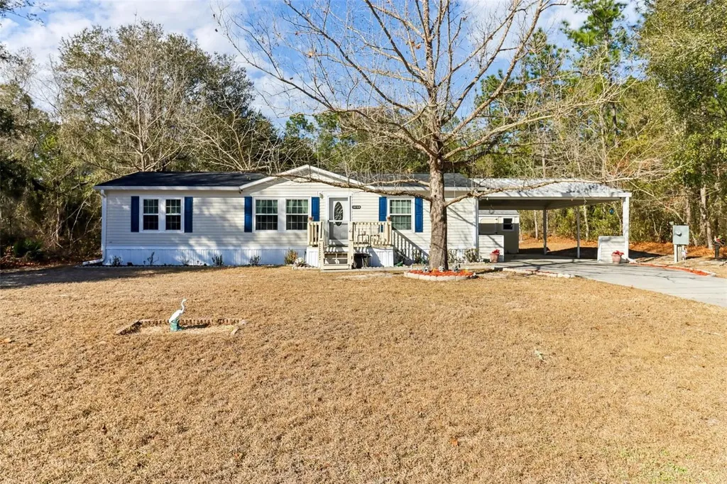 16180 NE 2nd Loop Silver Springs FL 34488
