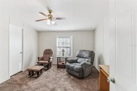 16180 NE 2nd Loop Silver Springs FL 34488