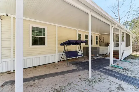 16180 NE 2nd Loop Silver Springs FL 34488