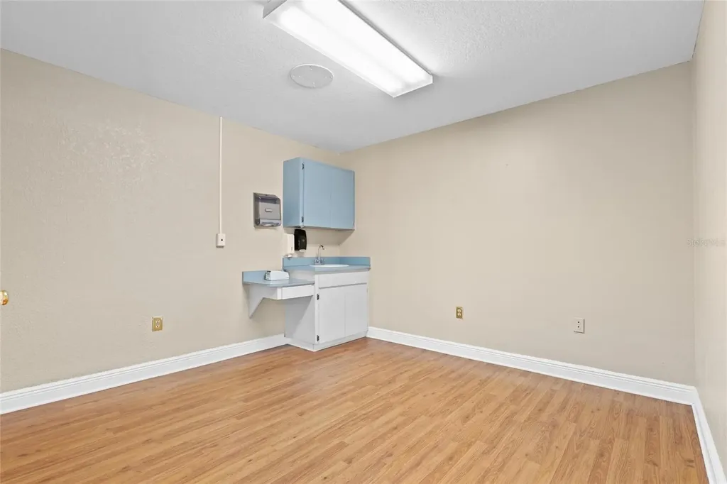 1200 S Pinellas Avenue Tarpon Springs FL 34689