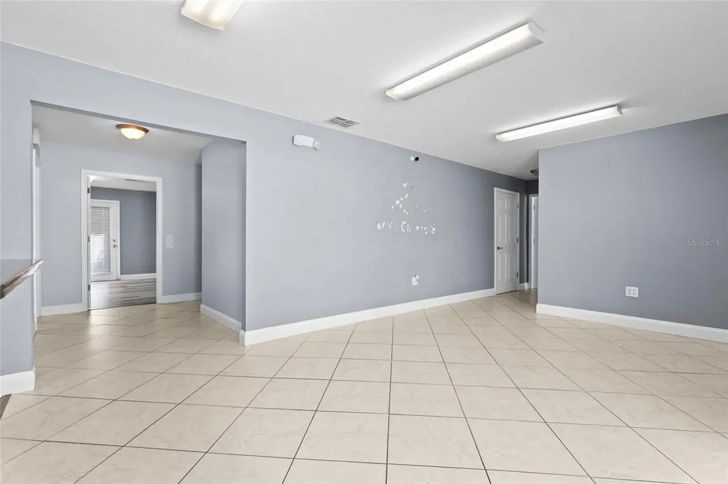 1200 S Pinellas Avenue Tarpon Springs FL 34689