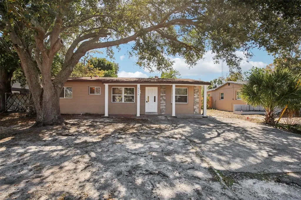 6896 78th Avenue N Pinellas Park FL 33781