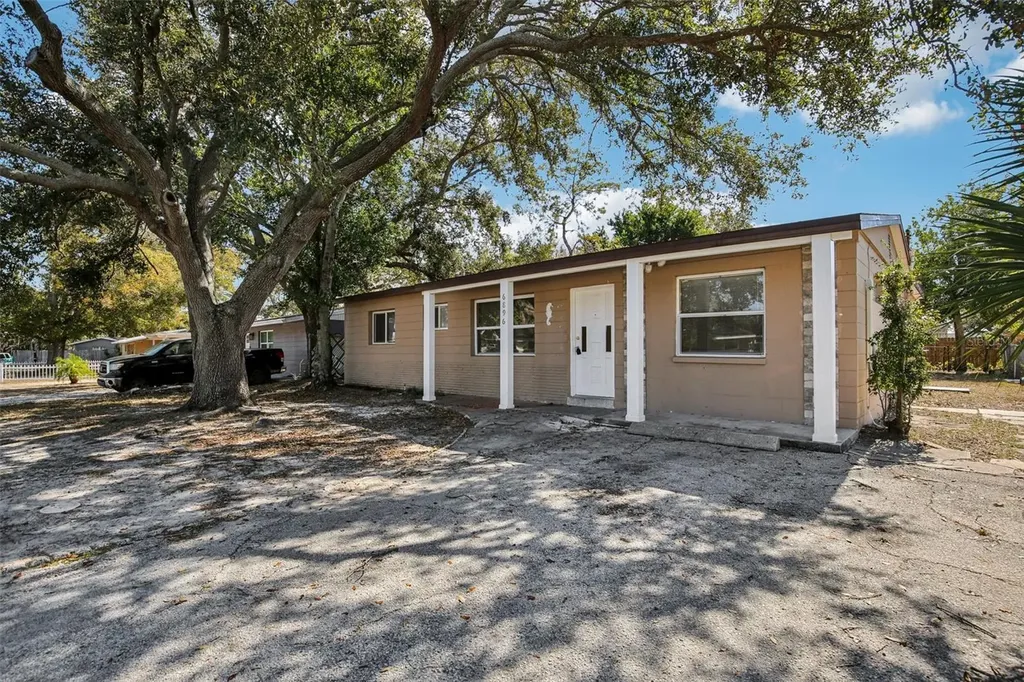 6896 78th Avenue N Pinellas Park FL 33781