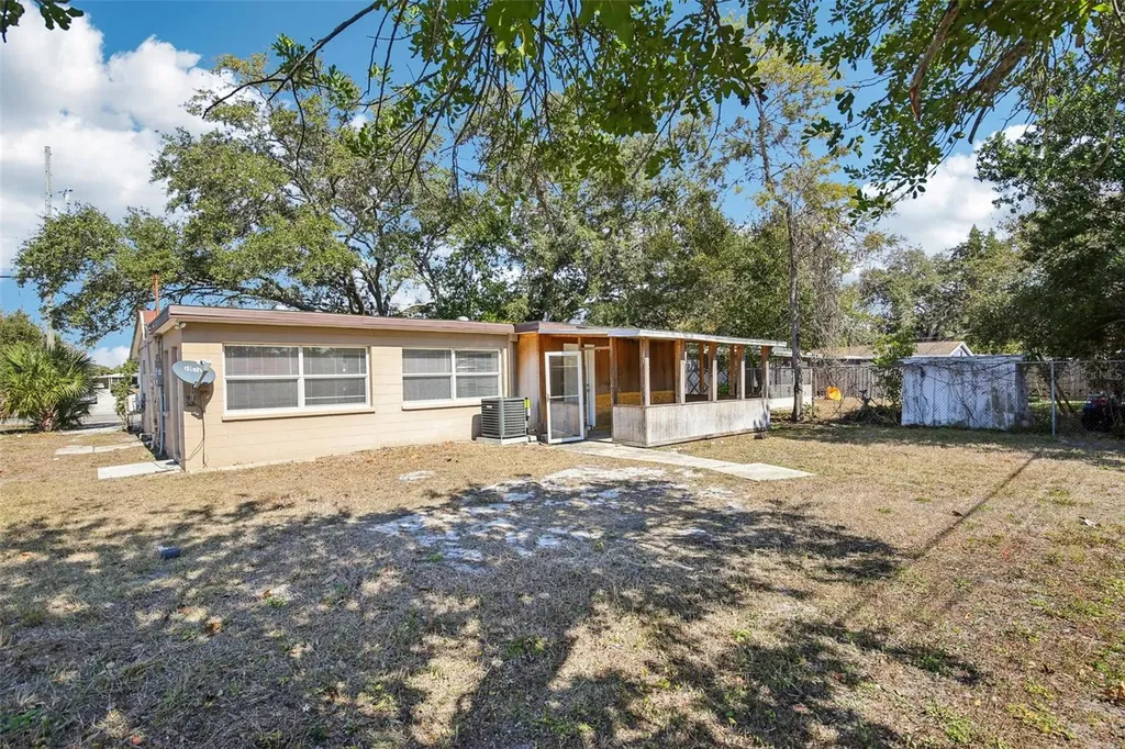6896 78th Avenue N Pinellas Park FL 33781