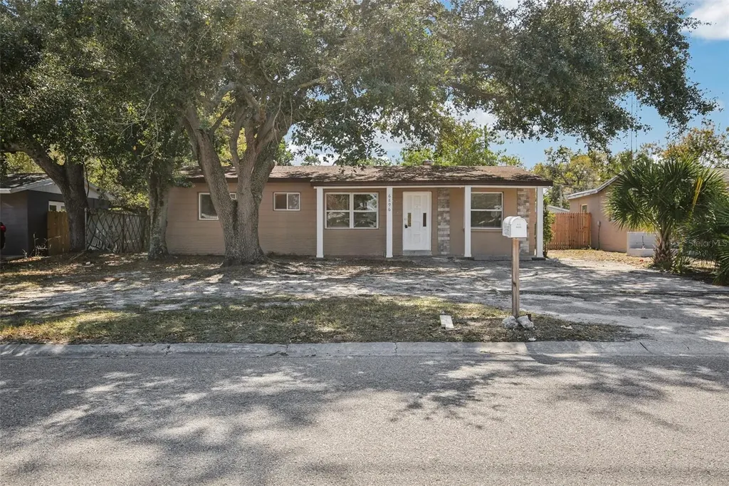 6896 78th Avenue N Pinellas Park FL 33781