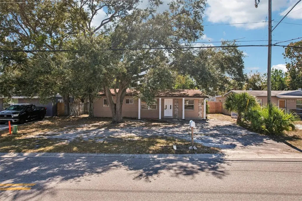 6896 78th Avenue N Pinellas Park FL 33781