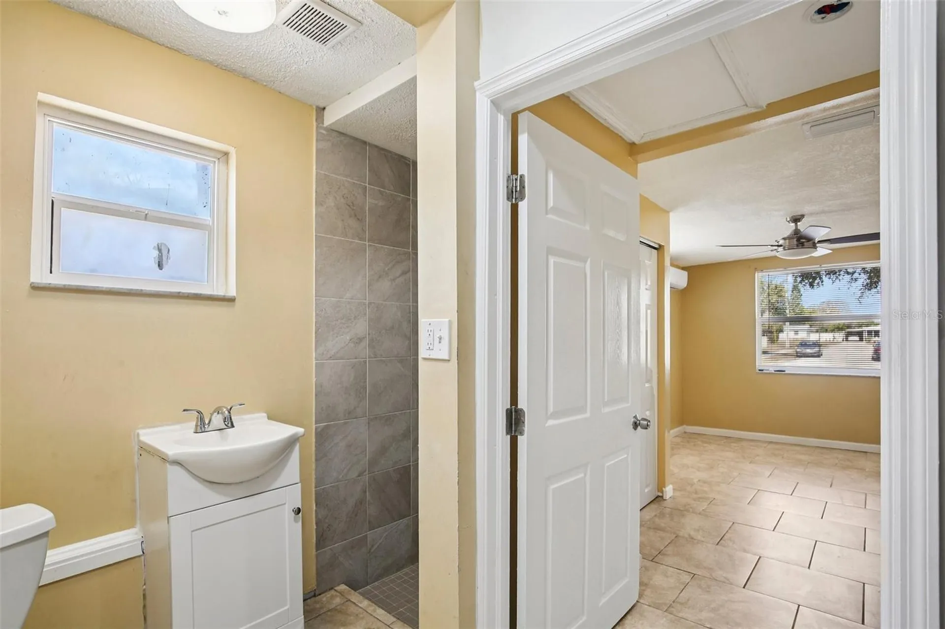 6896 78th Avenue N Pinellas Park FL 33781
