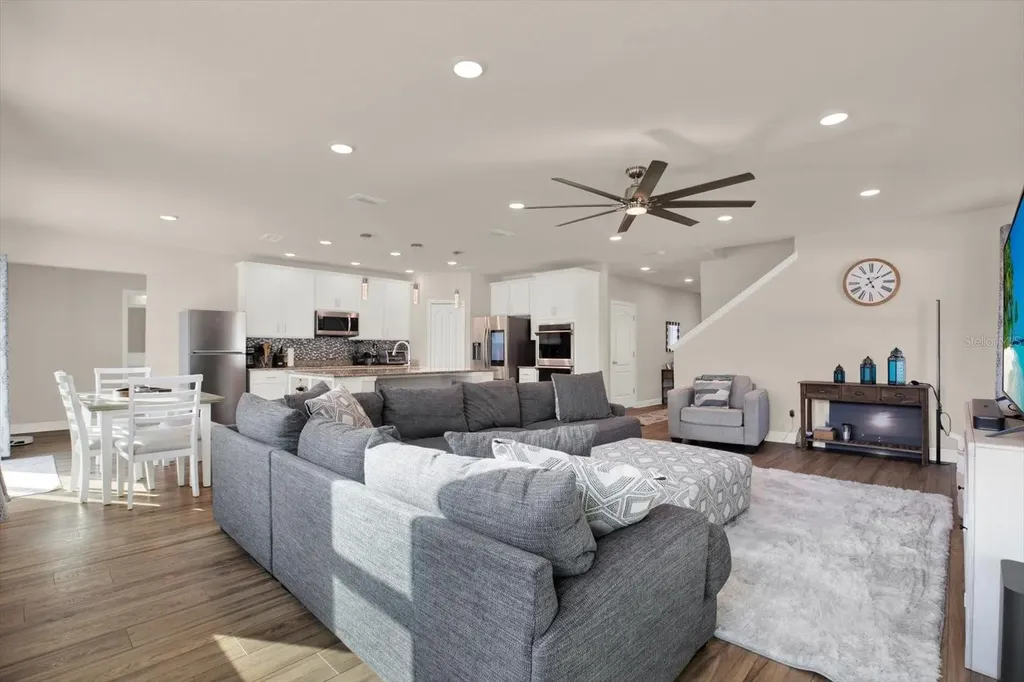 11208 Seattle Wren Avenue Weeki Wachee FL 34614