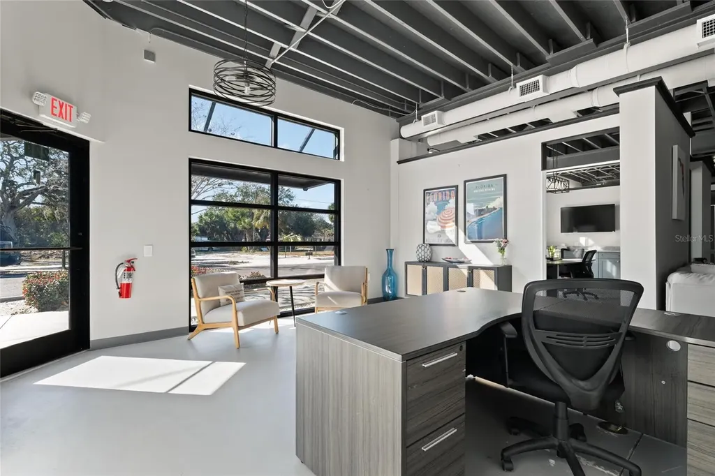 229 E Lemon Street Tarpon Springs FL 34689