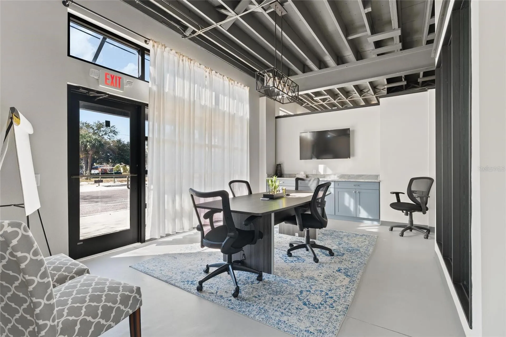 229 E Lemon Street Tarpon Springs FL 34689