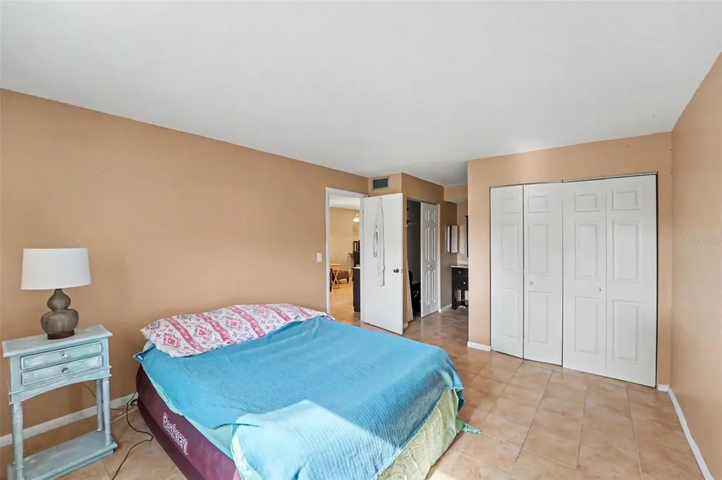 4800 Lake Villa Drive Clearwater FL 33762