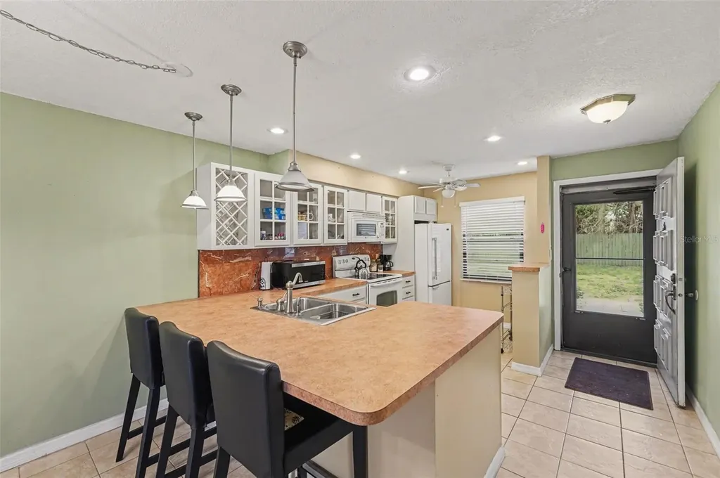 4800 Lake Villa Drive Clearwater FL 33762