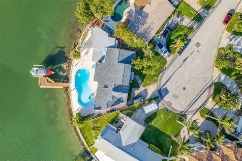 7985 4th Avenue S St Petersburg FL 33707