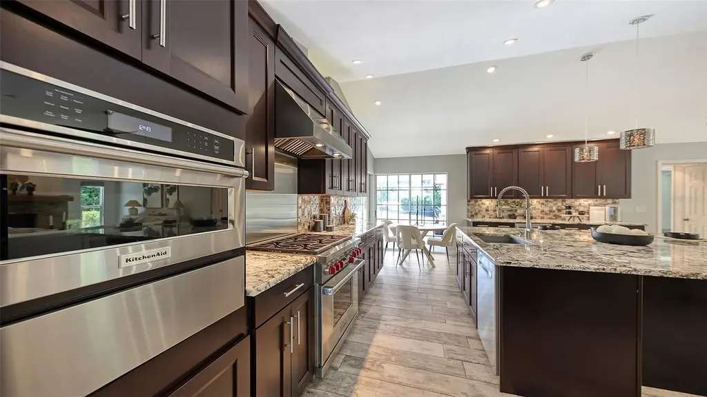 7937 Broadmoor Pines Boulevard Sarasota FL 34243
