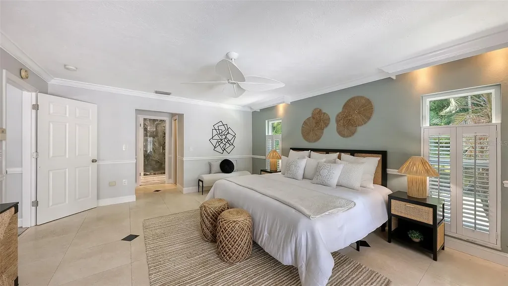 7937 Broadmoor Pines Boulevard Sarasota FL 34243