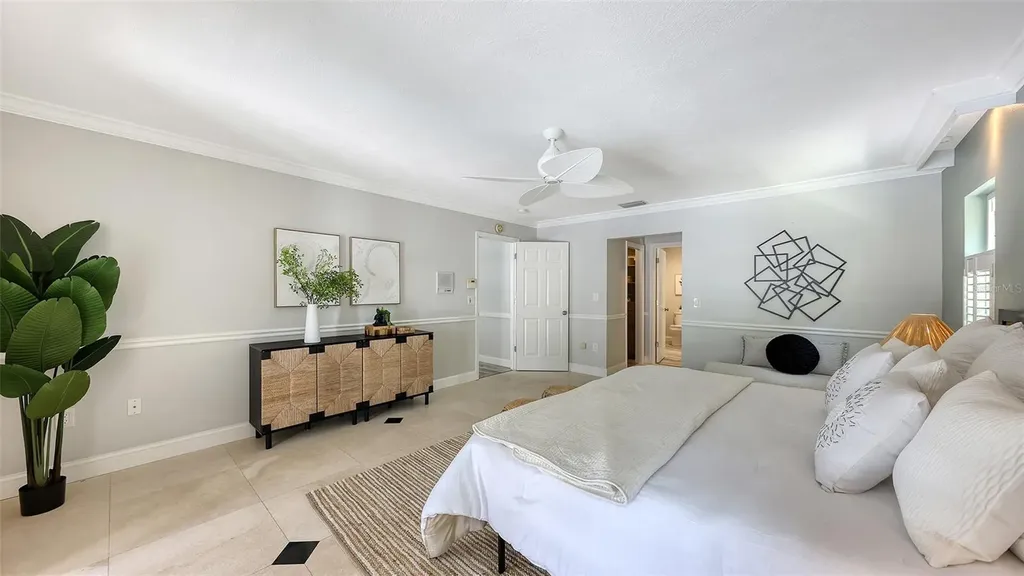 7937 Broadmoor Pines Boulevard Sarasota FL 34243