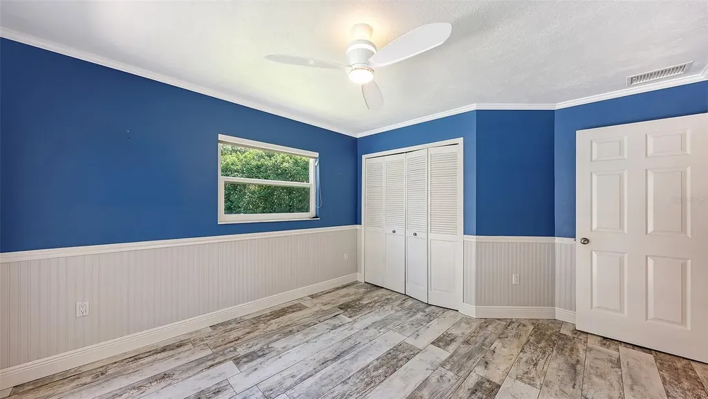 7937 Broadmoor Pines Boulevard Sarasota FL 34243