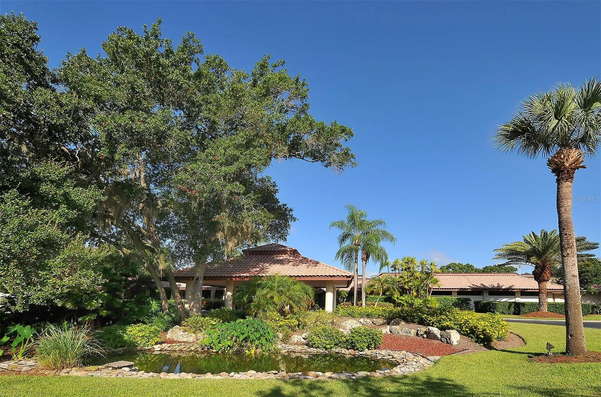 7937 Broadmoor Pines Boulevard Sarasota FL 34243