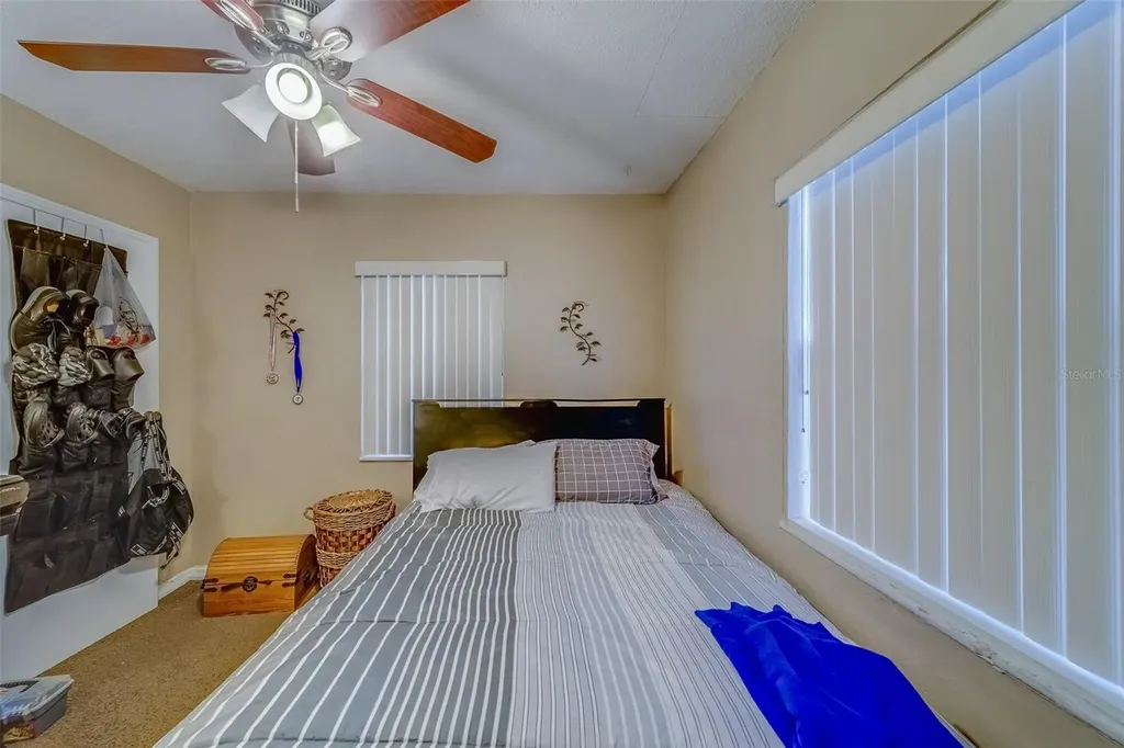 2749 16th Avenue N St Petersburg FL 33713